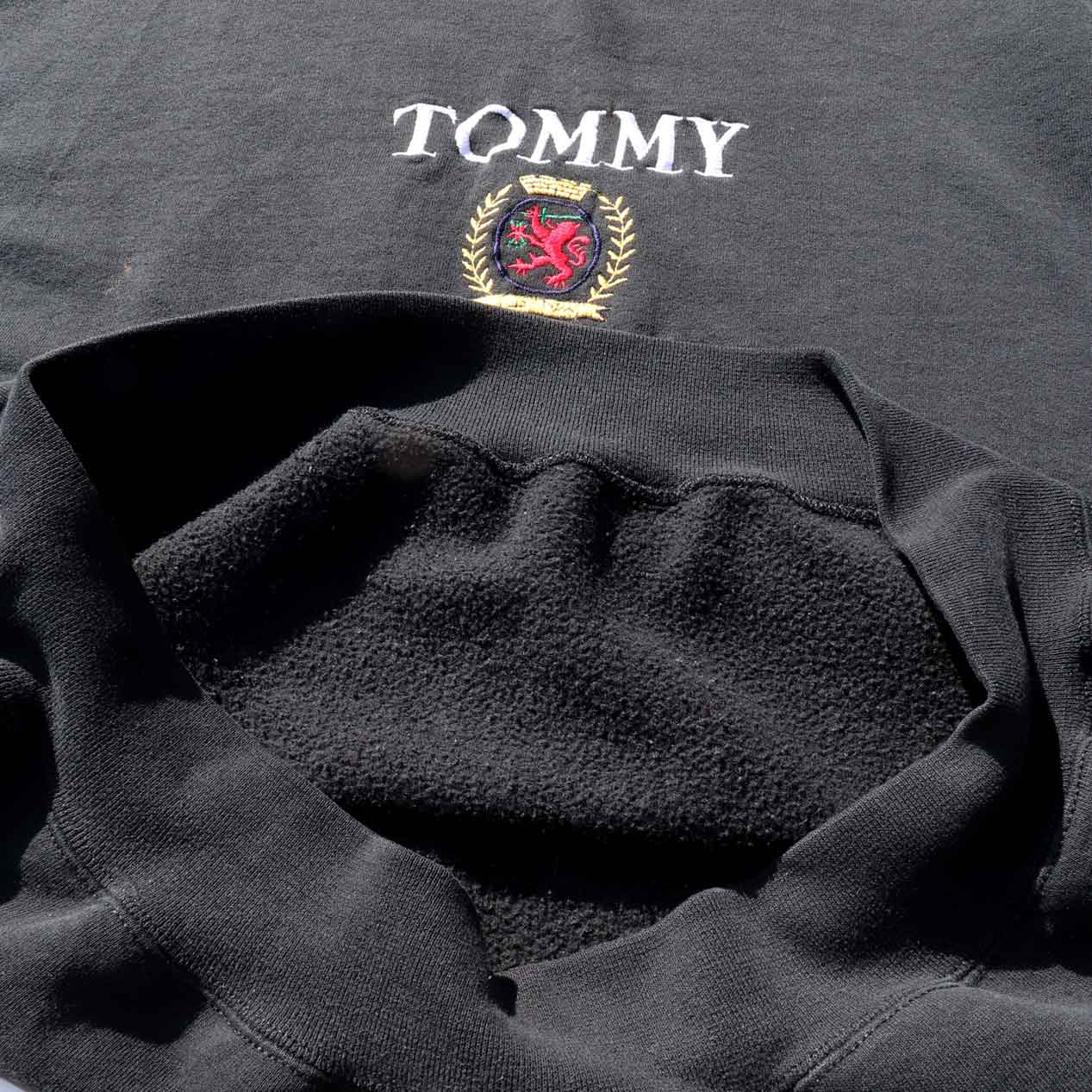 POST JUNK / 90's ブート TOMMY HILFIGER USA製 刺繍ロゴ スウェット [XXL]
